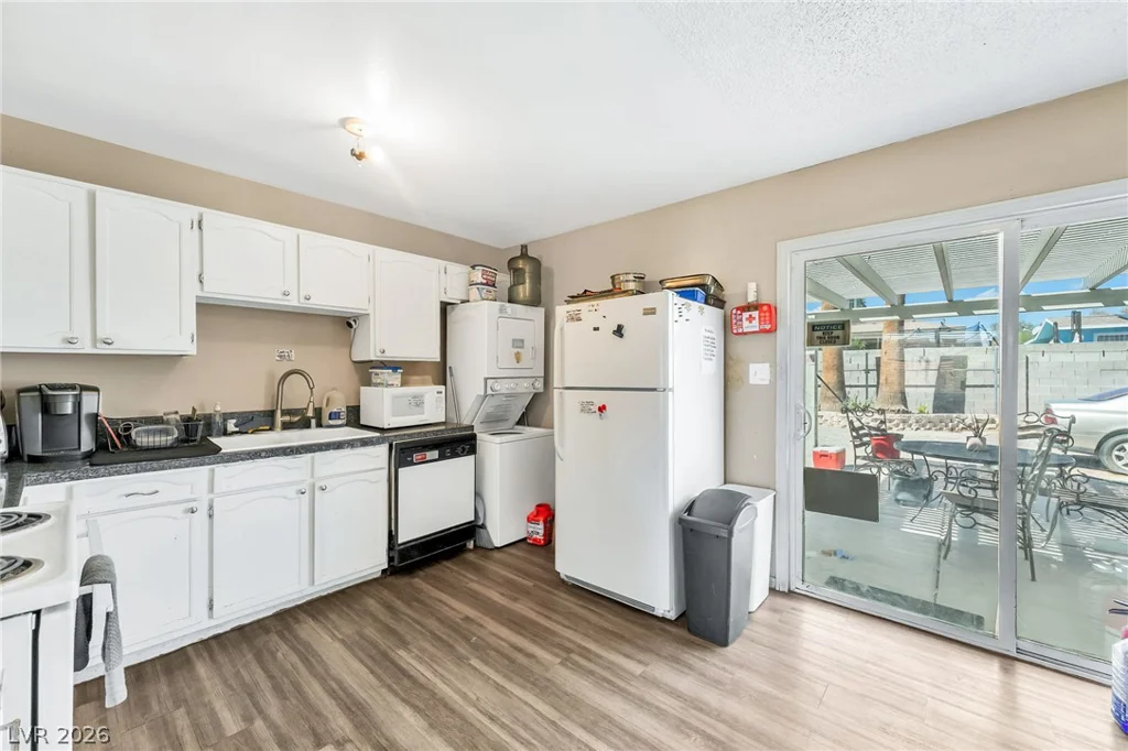 1000 Rockaway, Las Vegas, NV 89145