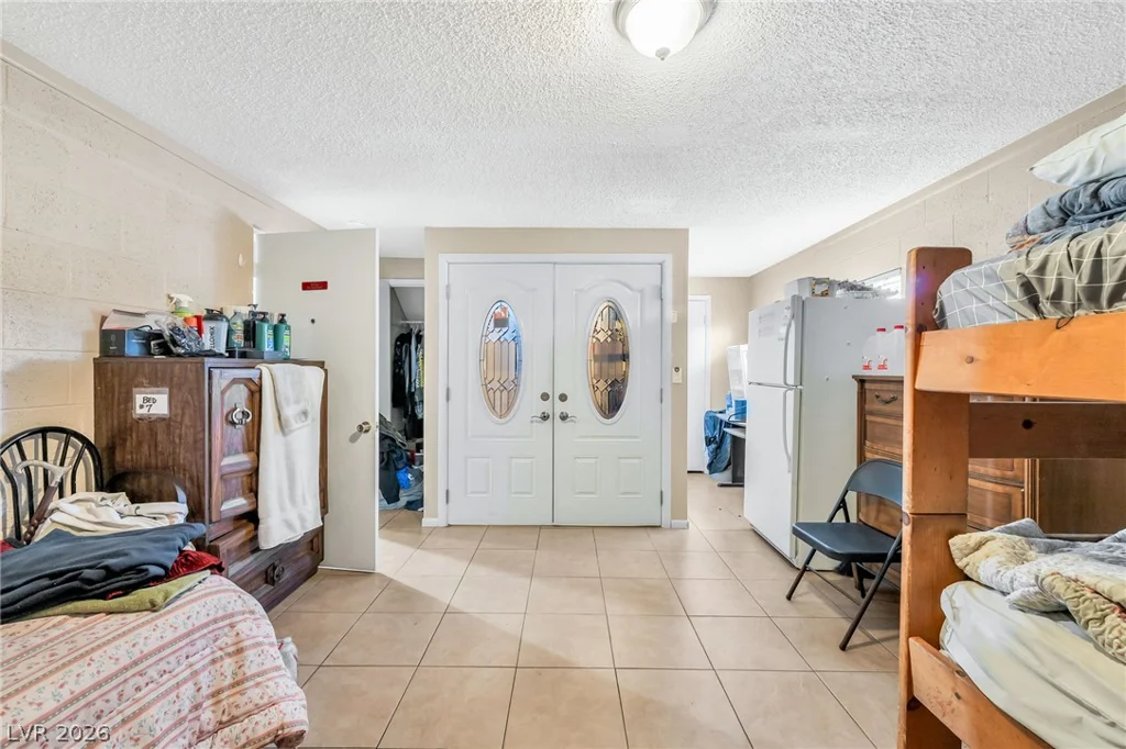 1000 Rockaway, Las Vegas, NV 89145