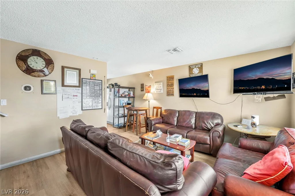 1000 Rockaway, Las Vegas, NV 89145