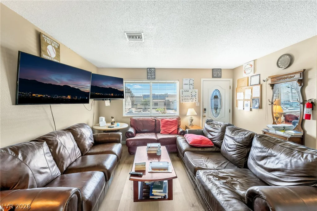 1000 Rockaway, Las Vegas, NV 89145