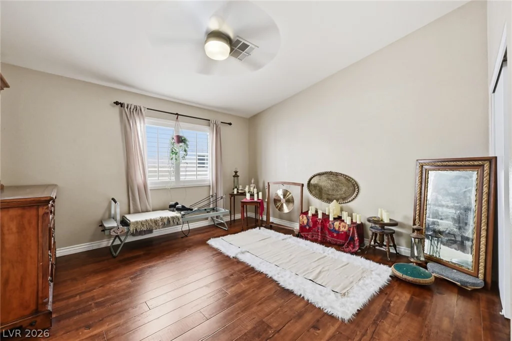 8841 Spinning Wheel, Las Vegas, NV 89143