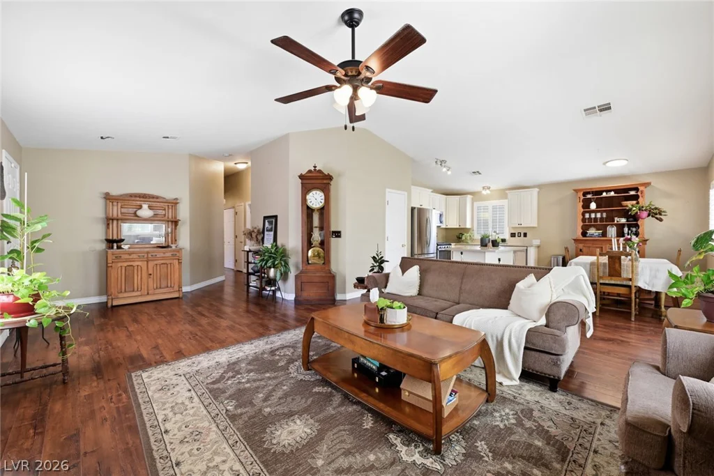 8841 Spinning Wheel, Las Vegas, NV 89143