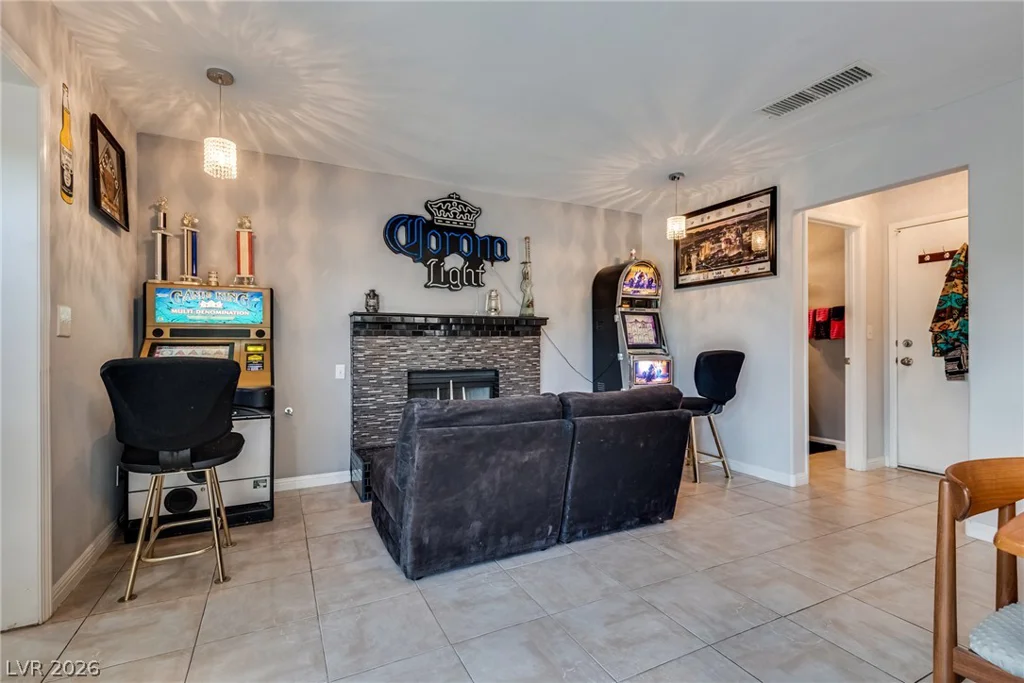 836 Vermillion, Henderson, NV 89002