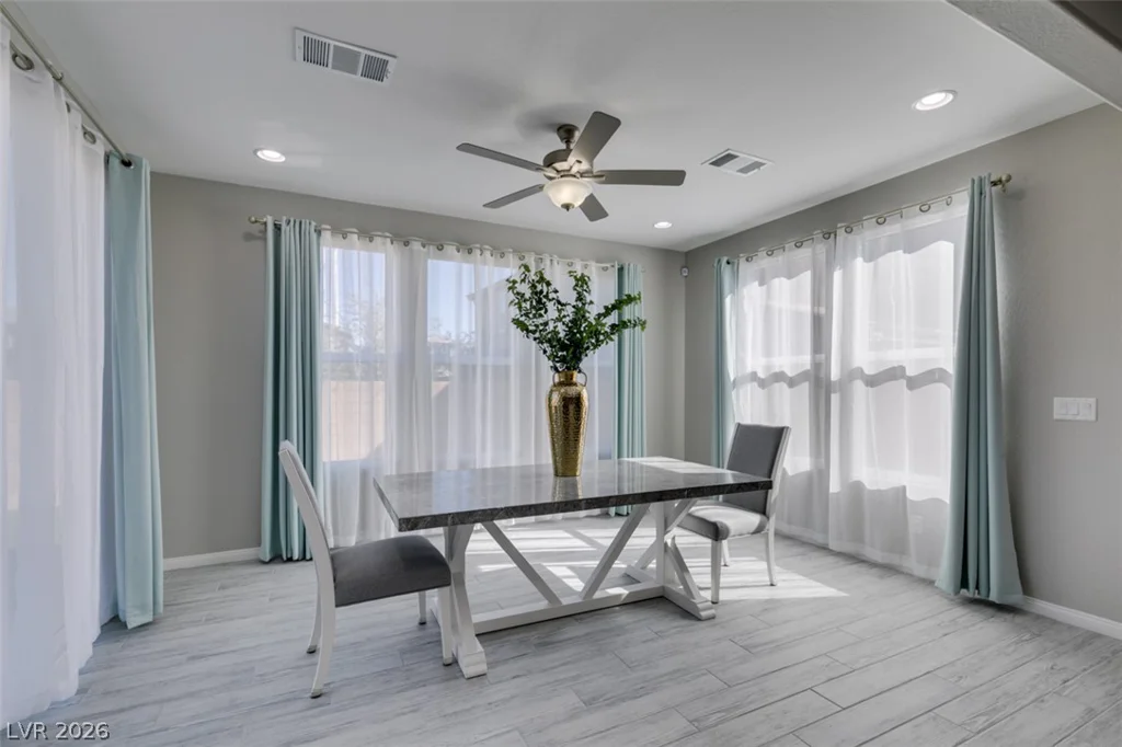 70 Pikiariki, Las Vegas, NV 89183