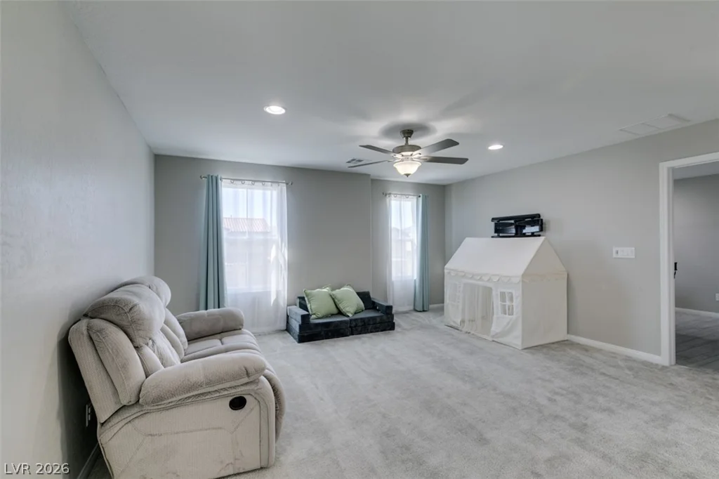 70 Pikiariki, Las Vegas, NV 89183