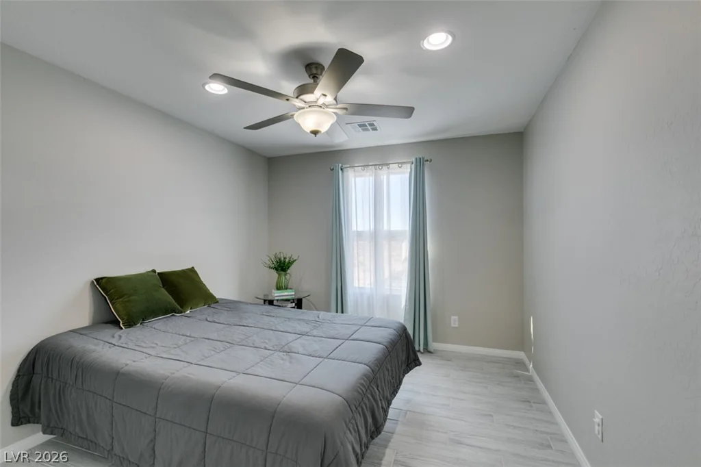 70 Pikiariki, Las Vegas, NV 89183