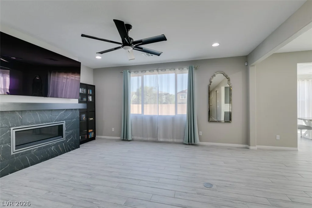 70 Pikiariki, Las Vegas, NV 89183