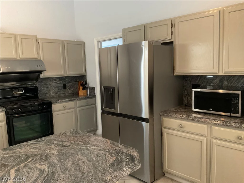 417 Cherry Meadows, Las Vegas, NV 89145