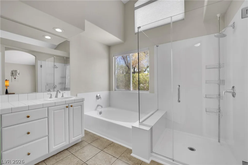 2124 Feather Bush, Henderson, NV 89074