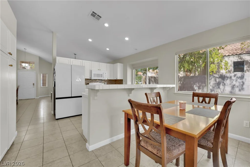 2124 Feather Bush, Henderson, NV 89074