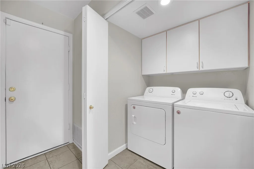 2124 Feather Bush, Henderson, NV 89074