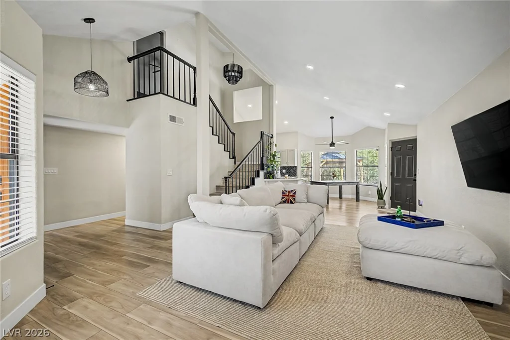 5757 Charles Holden, Las Vegas, NV 89103