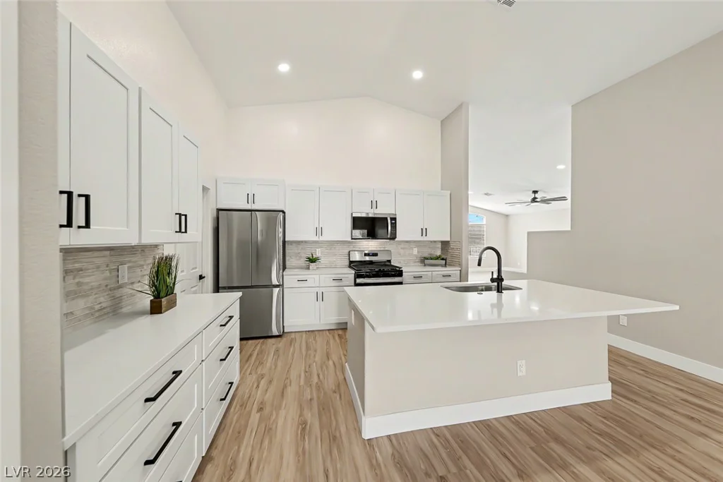 2734 Enchanted Isle, Henderson, NV 89052