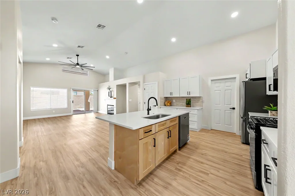2734 Enchanted Isle, Henderson, NV 89052