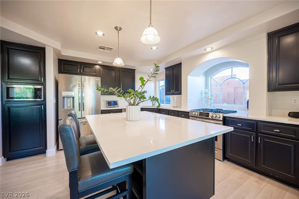9912 Mills Reef, Las Vegas, NV 89141
