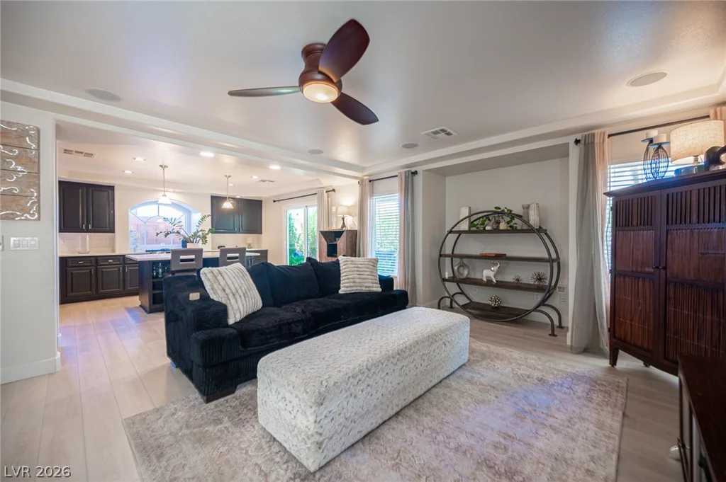 9912 Mills Reef, Las Vegas, NV 89141