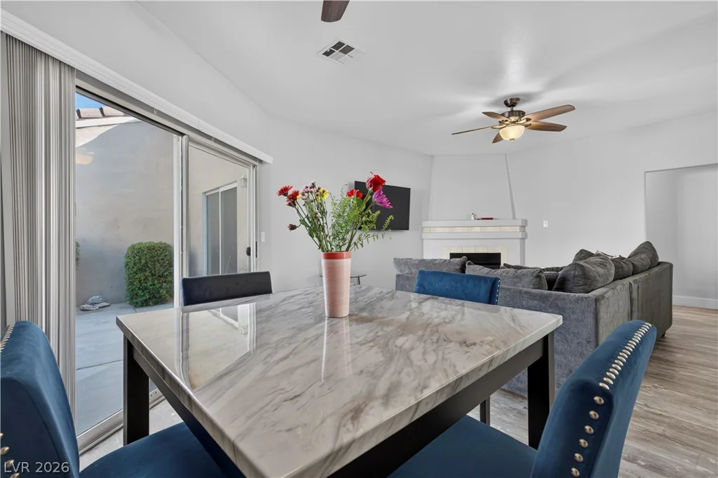 3212 Mystic Ridge, Las Vegas, NV 89129