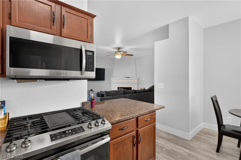 3212 Mystic Ridge, Las Vegas, NV 89129