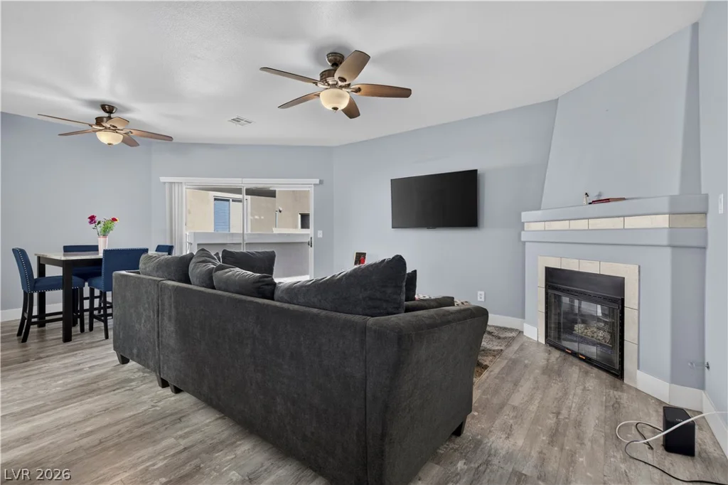 3212 Mystic Ridge, Las Vegas, NV 89129