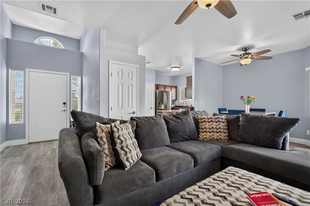 3212 Mystic Ridge, Las Vegas, NV 89129