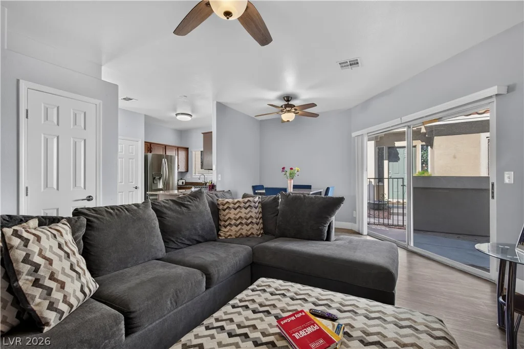 3212 Mystic Ridge, Las Vegas, NV 89129