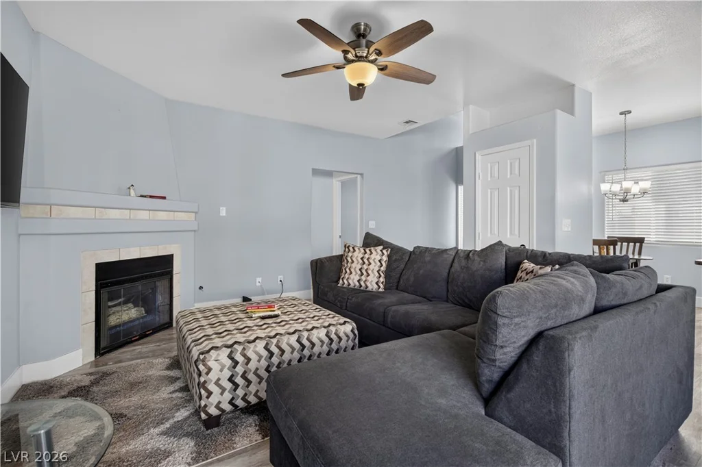 3212 Mystic Ridge, Las Vegas, NV 89129
