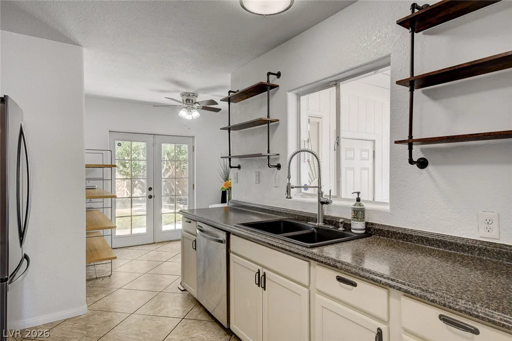 1312 15th, Las Vegas, NV 89104