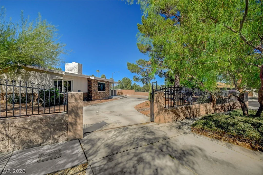 1312 15th, Las Vegas, NV 89104