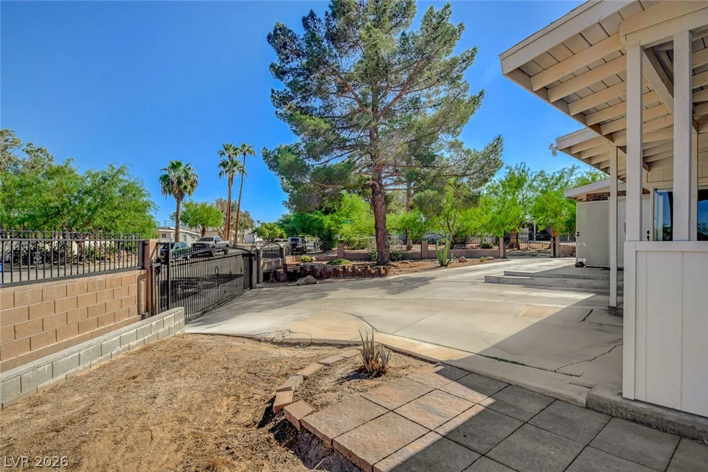 1312 15th, Las Vegas, NV 89104