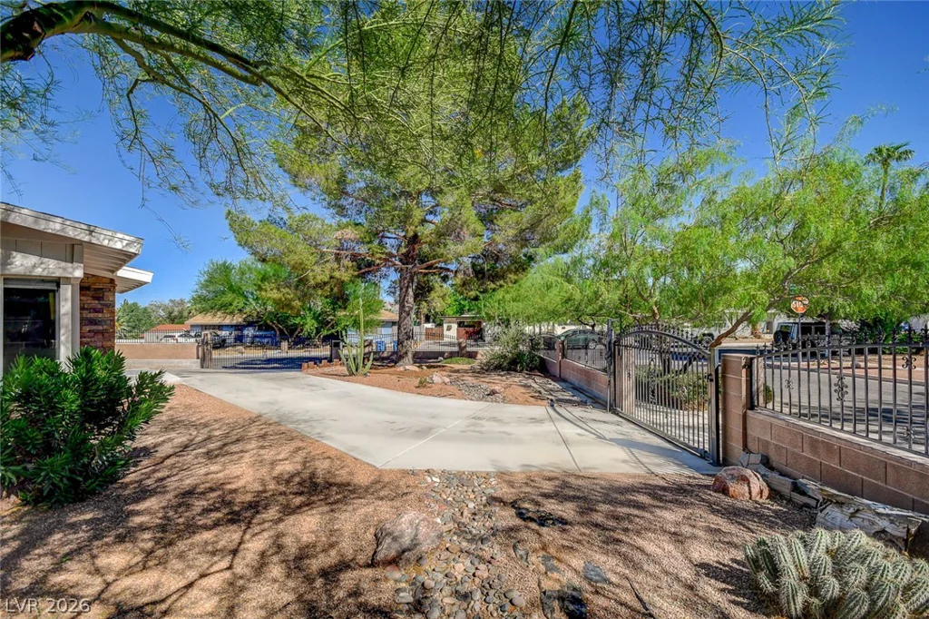 1312 15th, Las Vegas, NV 89104