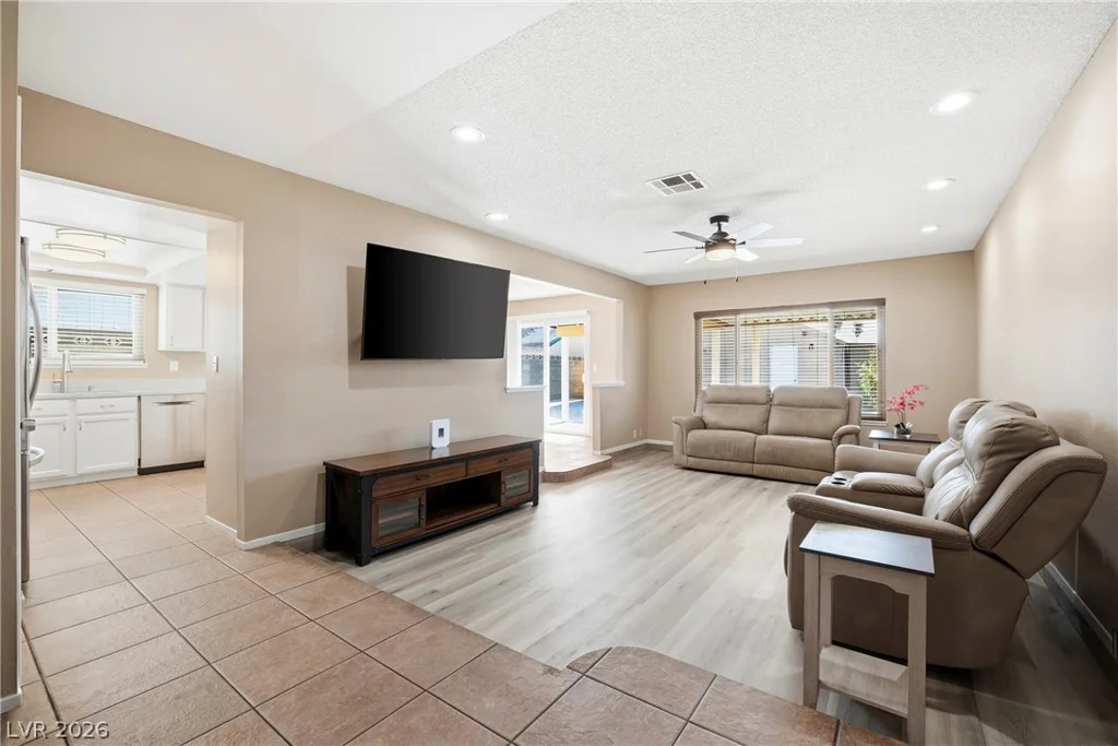 1865 Continental, Las Vegas, NV 89156
