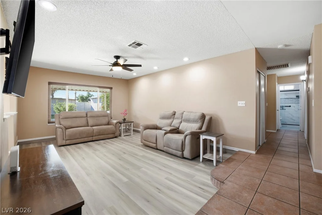 1865 Continental, Las Vegas, NV 89156