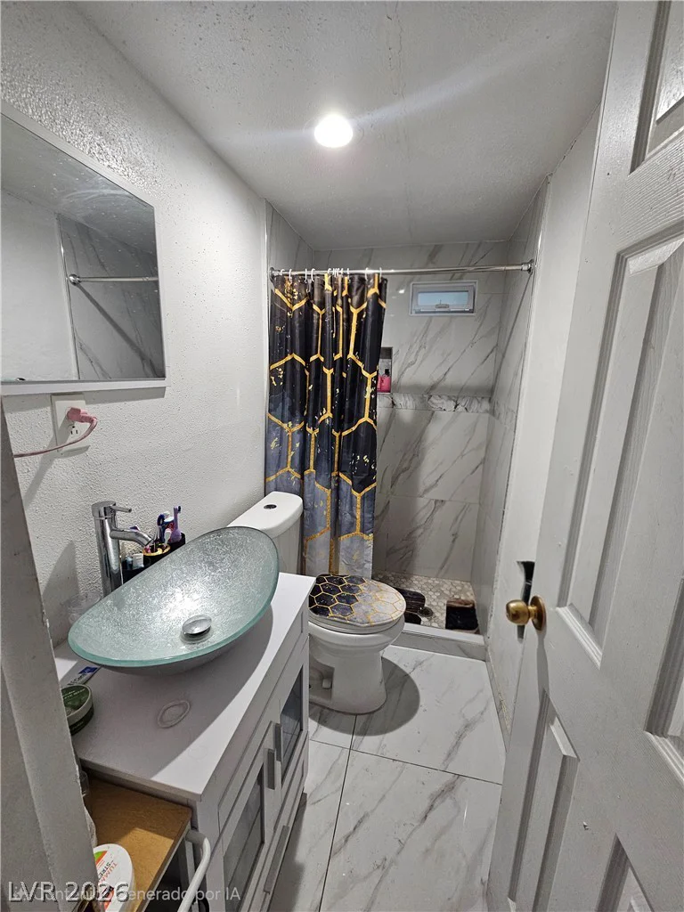 4870 Colorado, Las Vegas, NV 89104