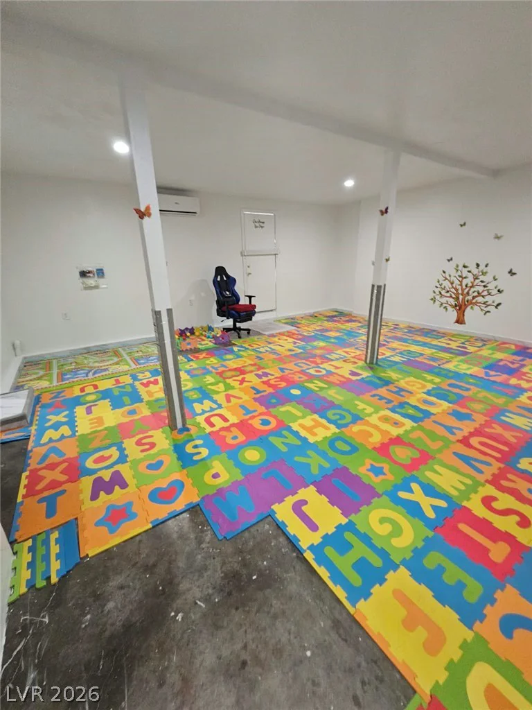 4870 Colorado, Las Vegas, NV 89104