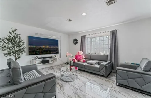 4870 Colorado, Las Vegas, NV 89104