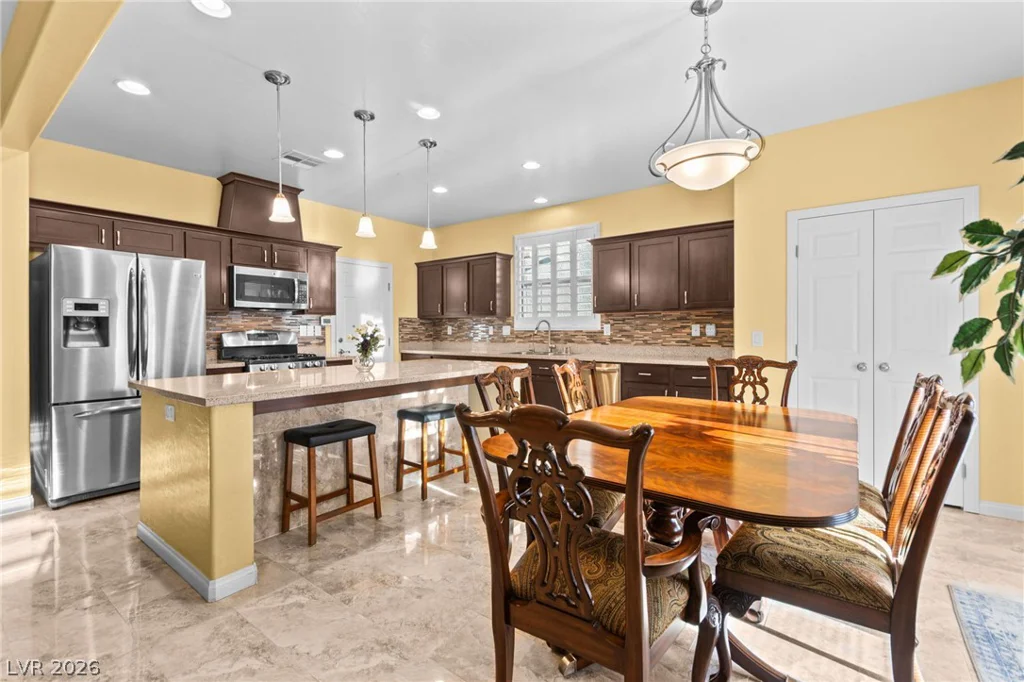931 Via Del Campo, Henderson, NV 89011