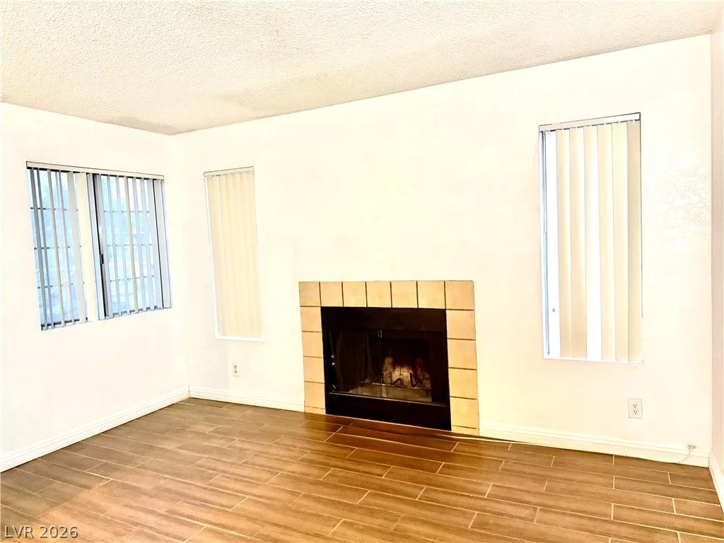 1830 Dwarf Star, Las Vegas, NV 89115