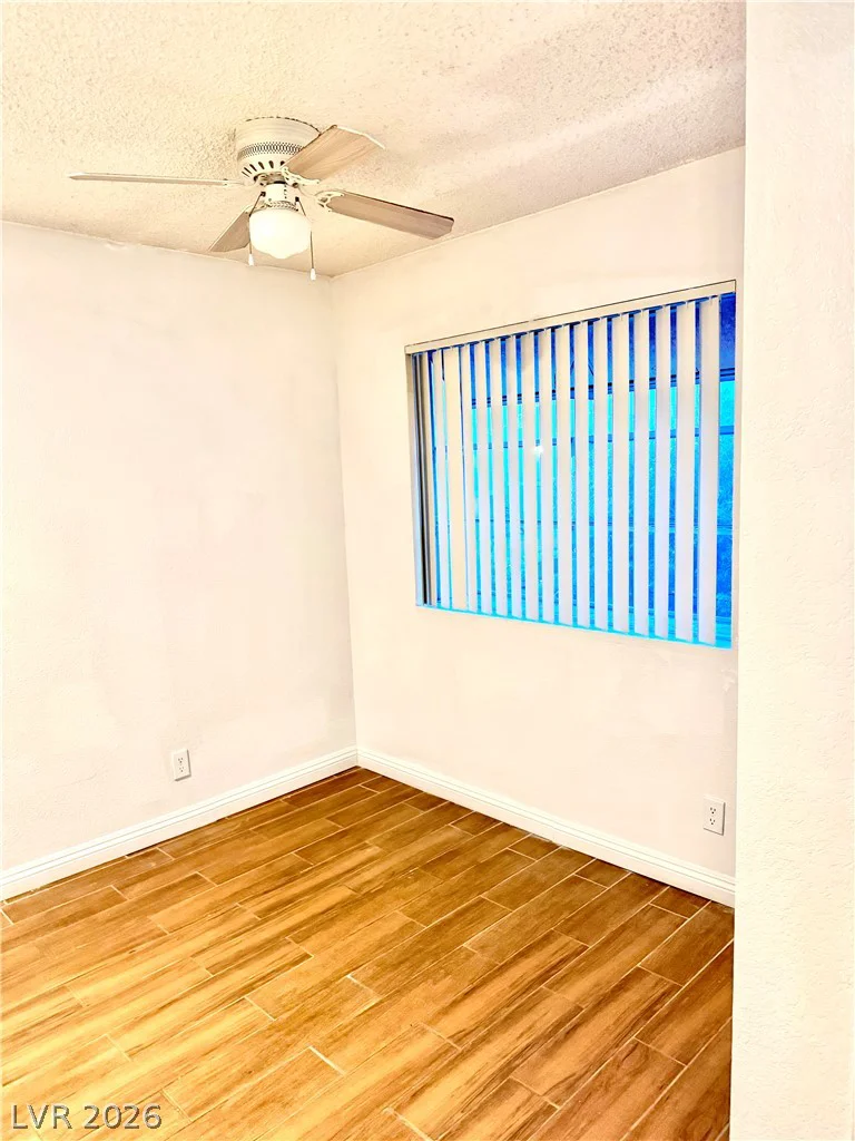 1830 Dwarf Star, Las Vegas, NV 89115