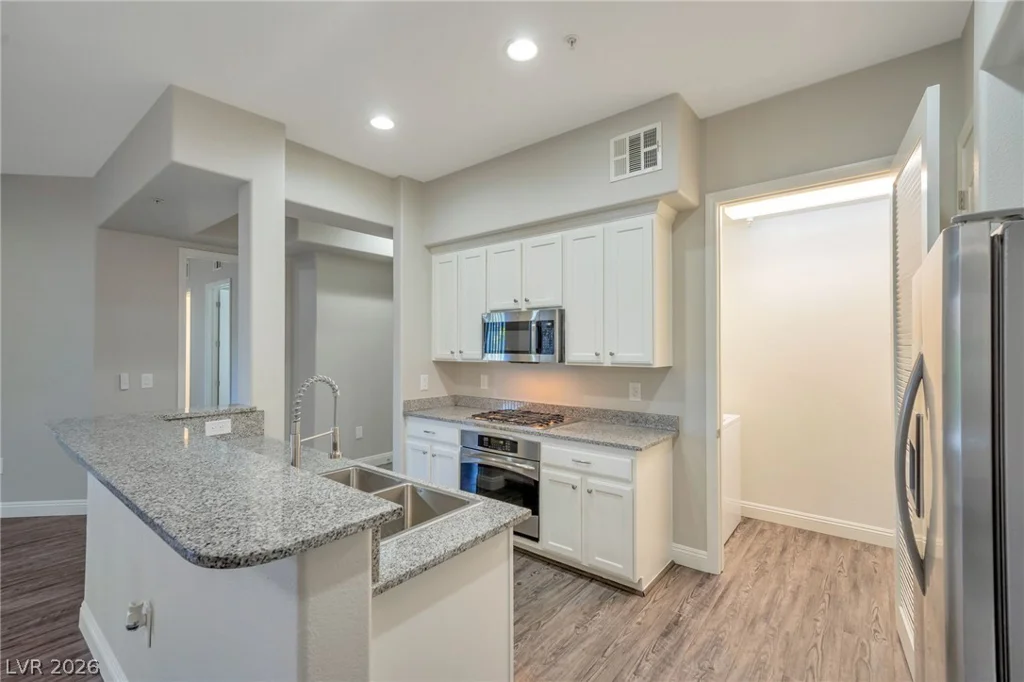 50 Serene, Las Vegas, NV 89123