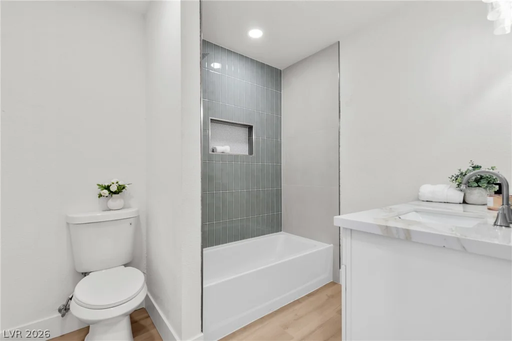 4825 Patterson, Las Vegas, NV 89104