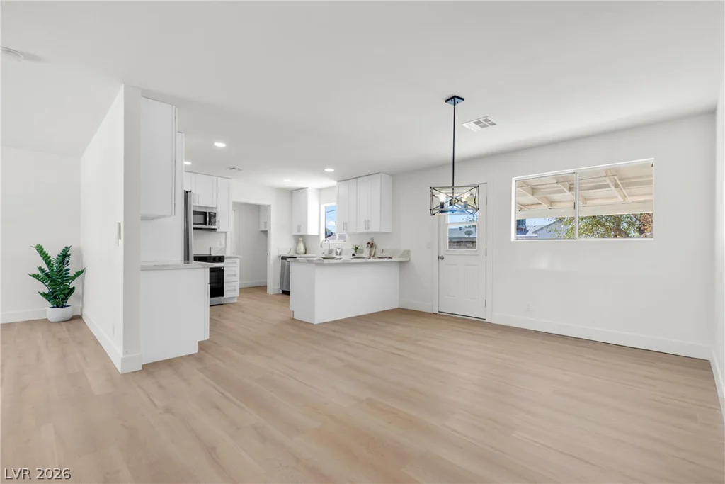 4825 Patterson, Las Vegas, NV 89104