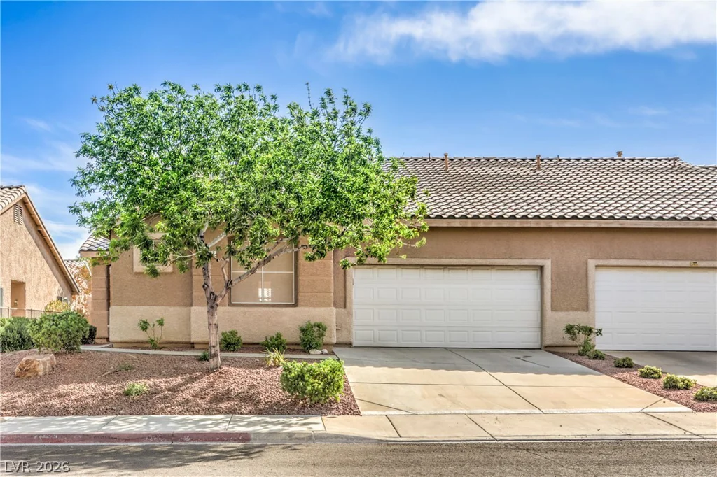 202 Twin Creek, Henderson, NV 89074
