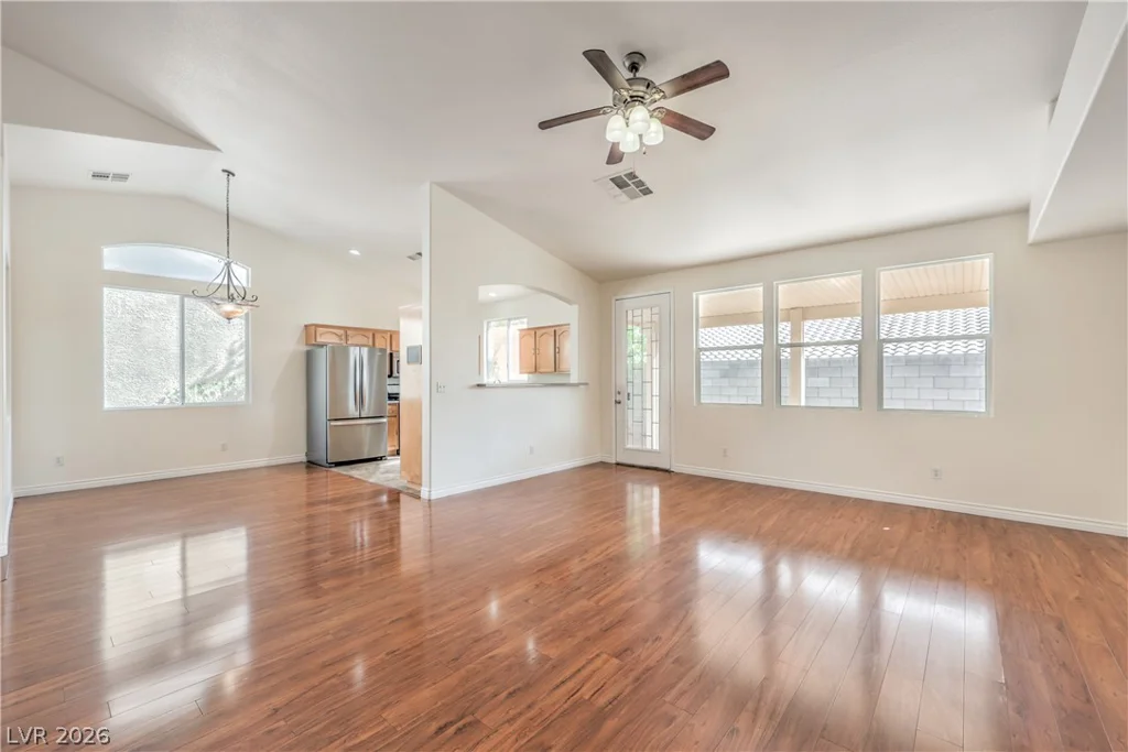 202 Twin Creek, Henderson, NV 89074