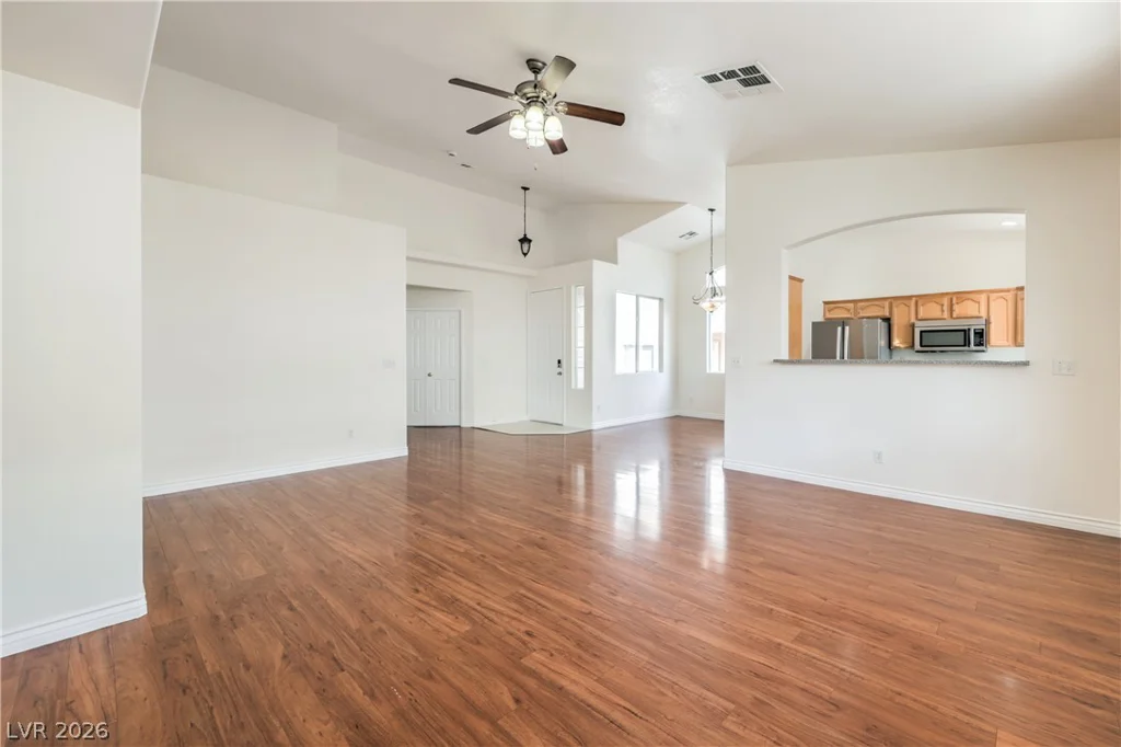 202 Twin Creek, Henderson, NV 89074