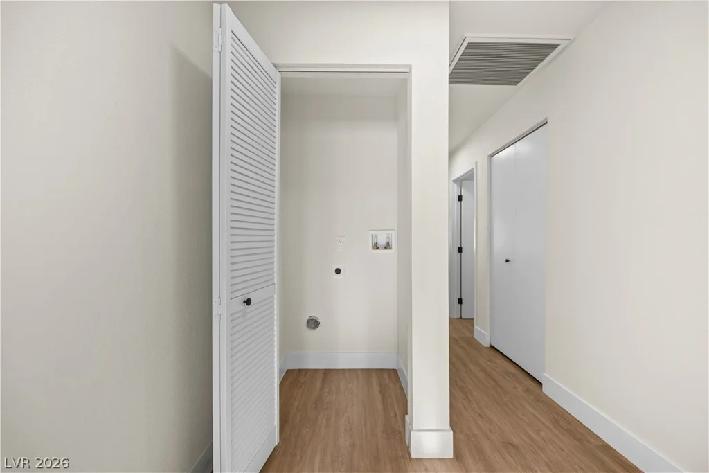 2608 Englestad, North Las Vegas, NV 89030