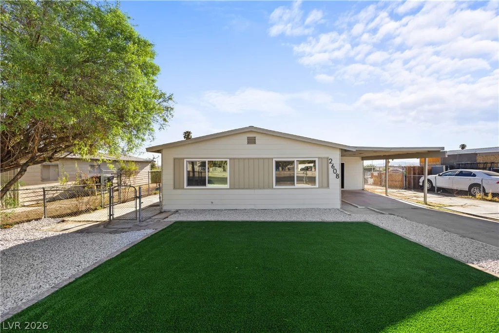 2608 Englestad, North Las Vegas, NV 89030