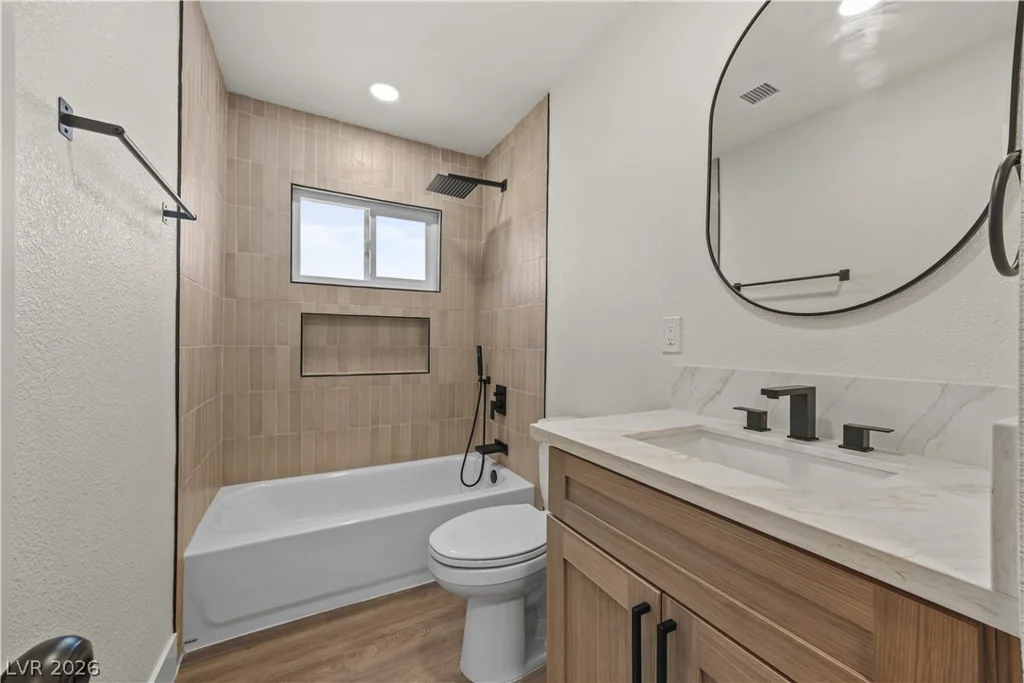 2608 Englestad, North Las Vegas, NV 89030