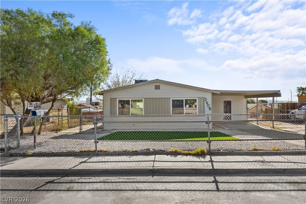 2608 Englestad, North Las Vegas, NV 89030