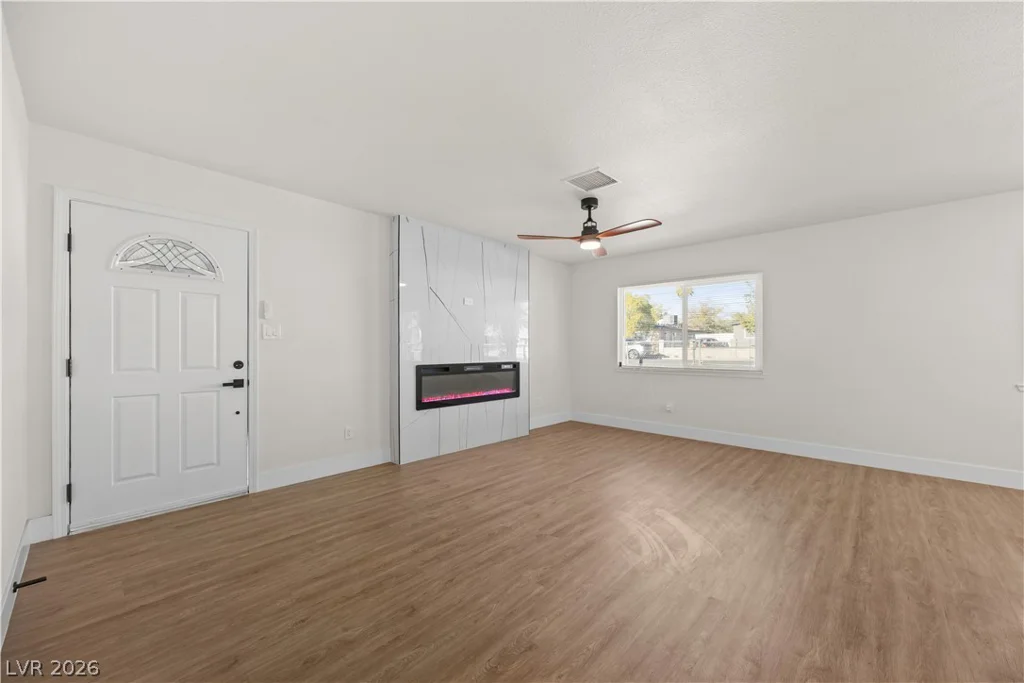 2608 Englestad, North Las Vegas, NV 89030