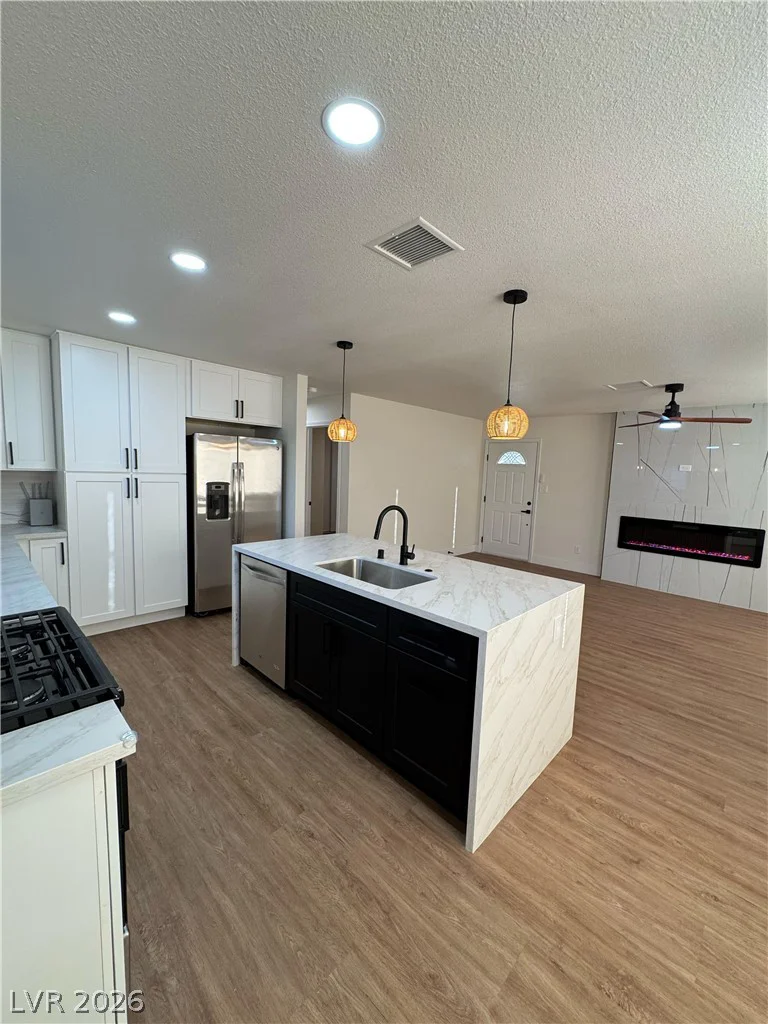 2608 Englestad, North Las Vegas, NV 89030